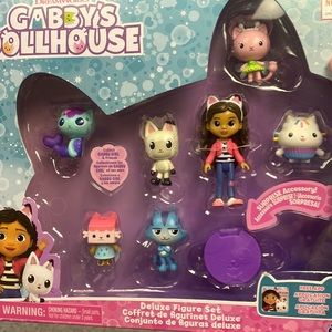 Gabby’s doll house figure set